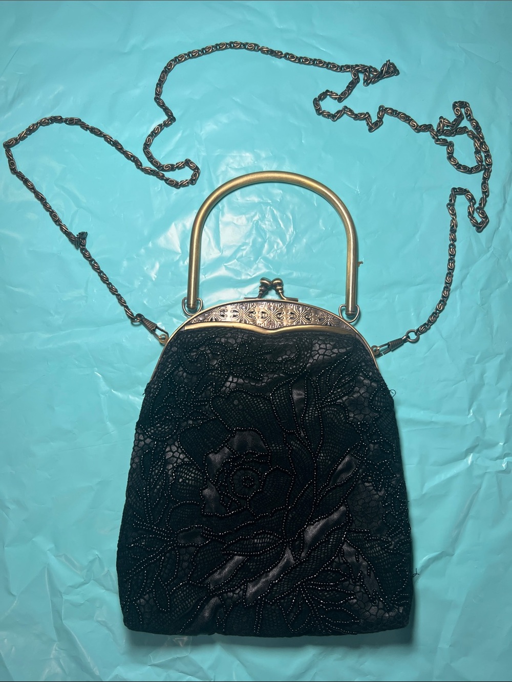 Vintage-Inspired Black Beaded Evening Bag with Gold Frame Kiss Lock